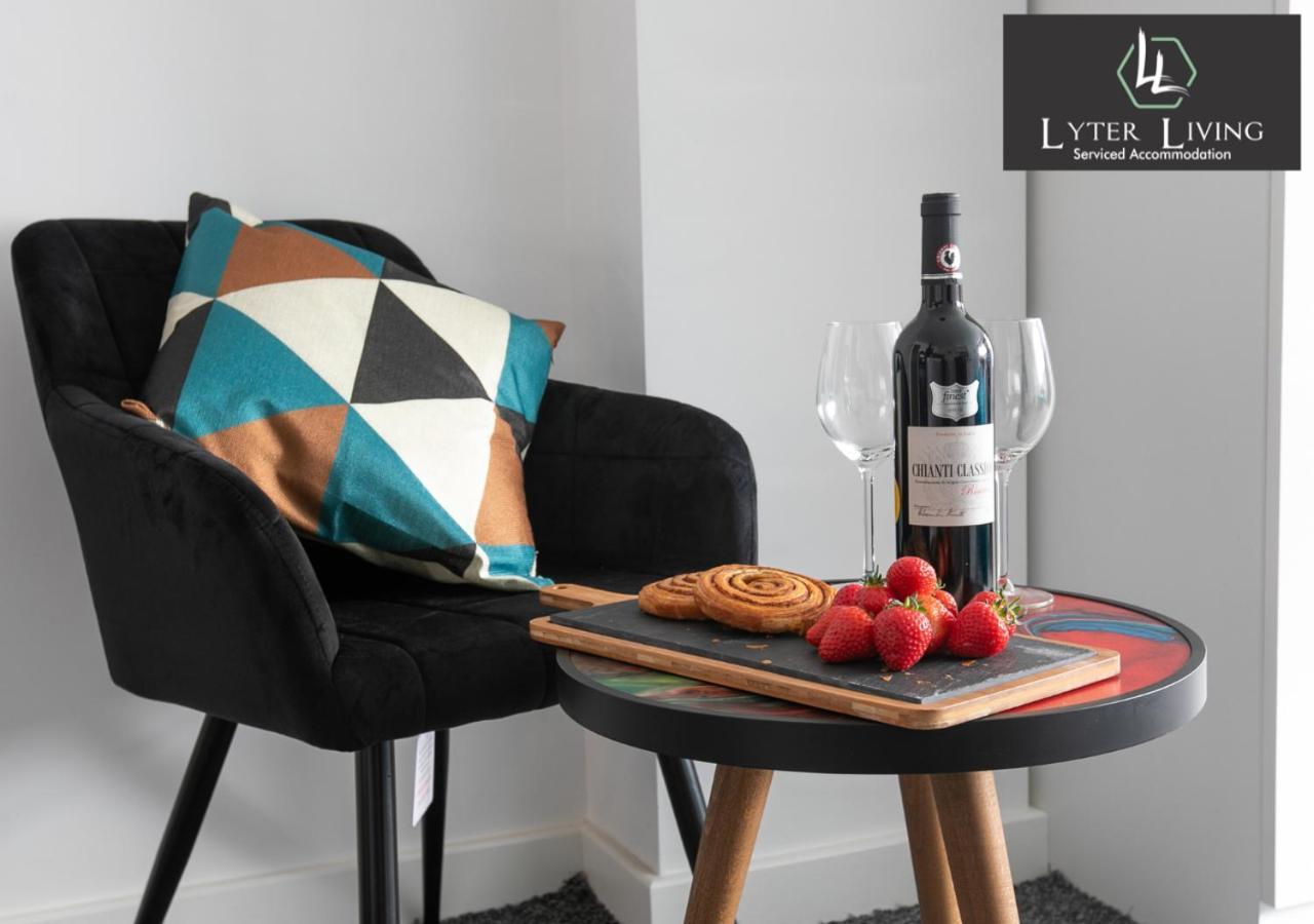 Studio Apartments By Lyter Living Desks & Wifi - Monthly Stays Available Leicester Exterior photo